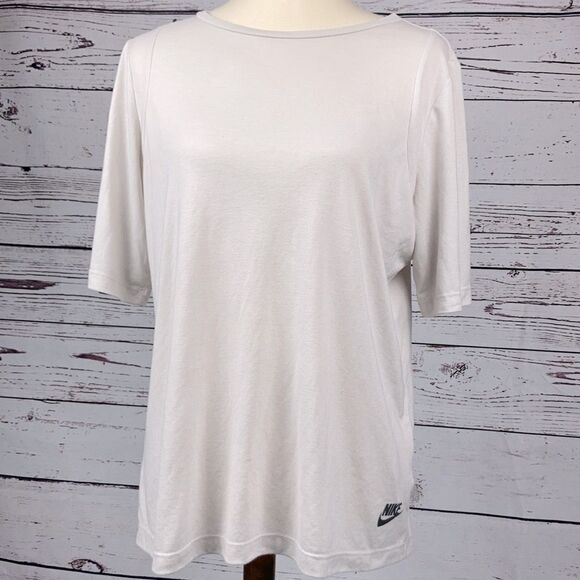 NIKE 1/4 Sleeve T-Shirt - Picture 1 of 4